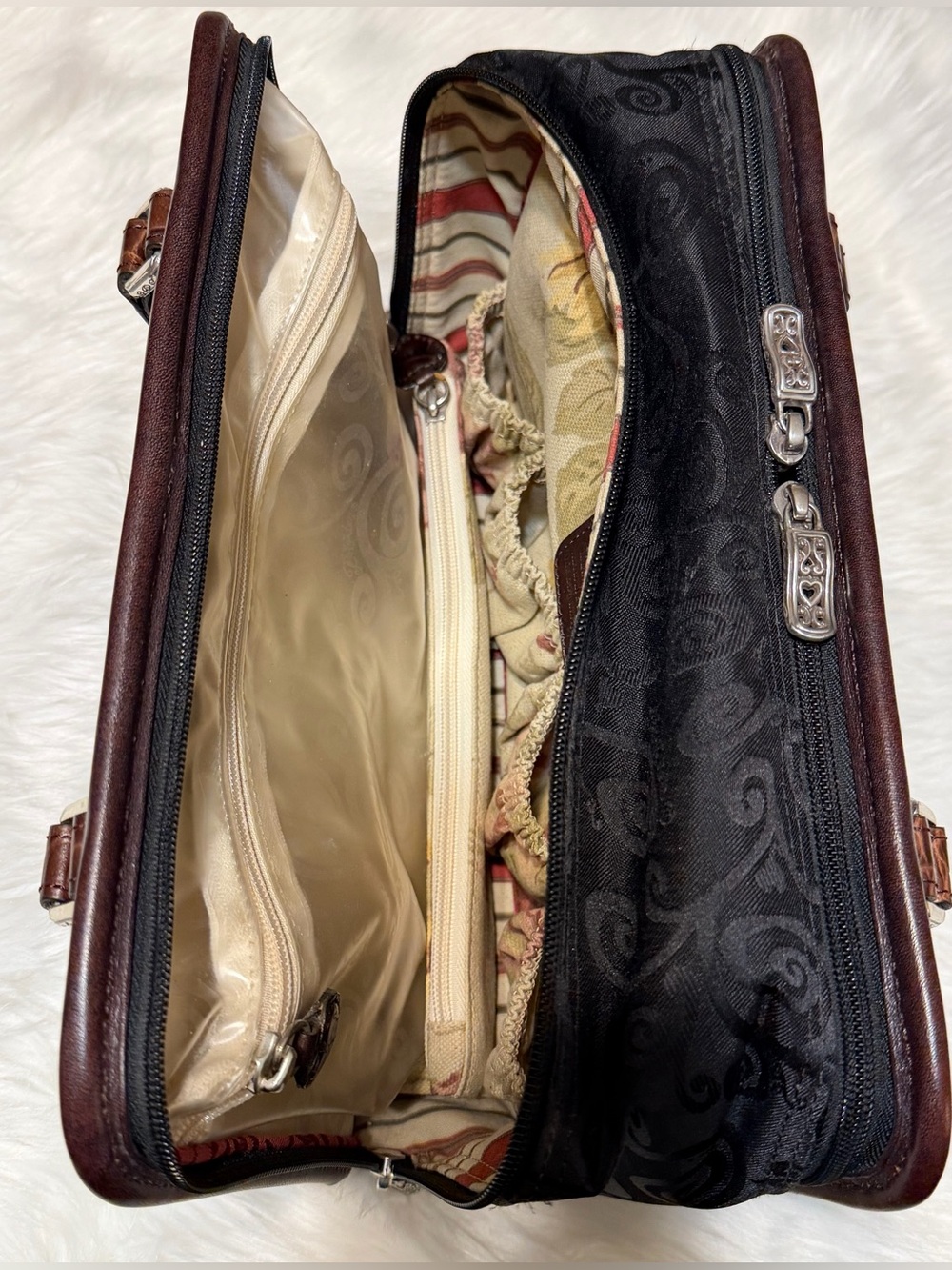 Brighton Vintage Discontinued Lansky Travel Cosmetic Heart Accent Bag - Picture 12 of 14